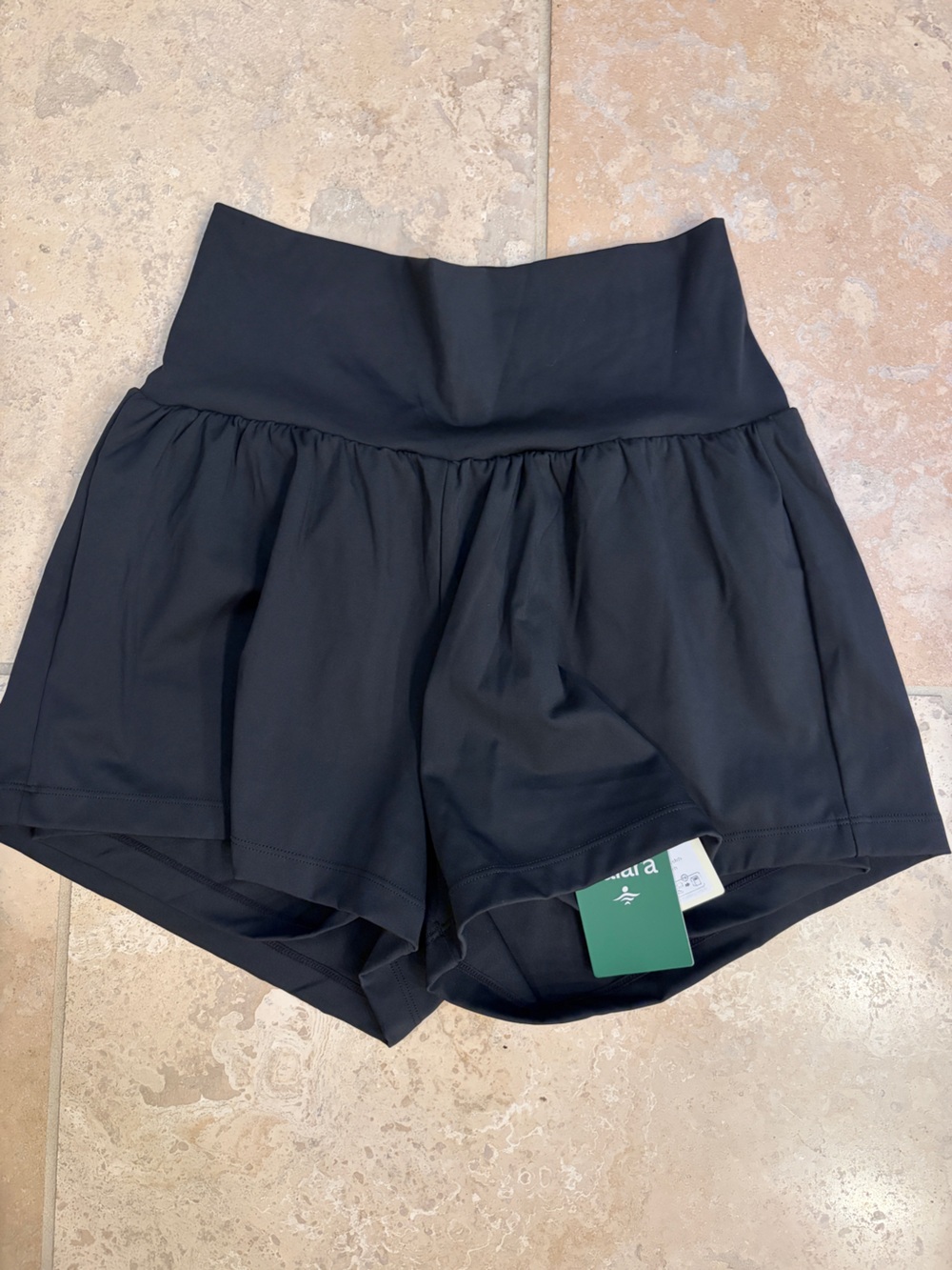Halara Softlyzero Airy black shorts